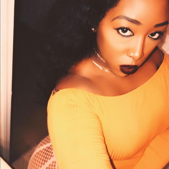 Meet your Posher, Krystle (Adanna) - Picture 5 of 15